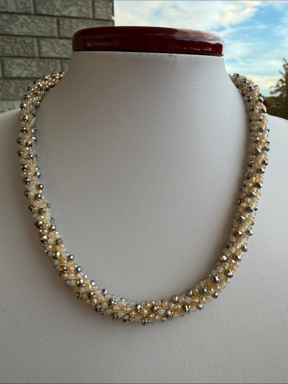 Talbots Silver‑Tone Woven Necklace – Magnetic Clasp – Excellent Condition